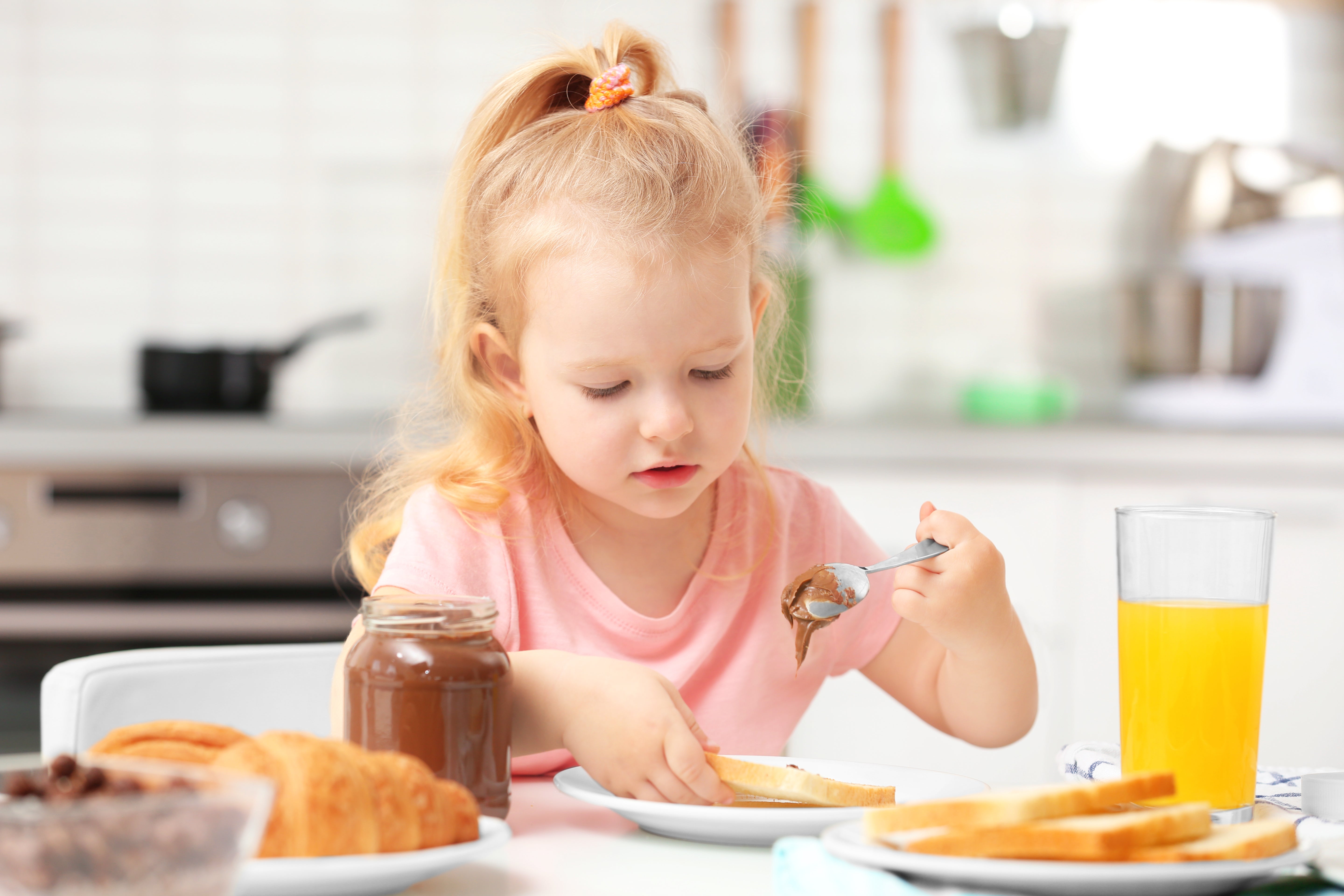 Focus and Mental Performance in Children: DHA, Choline, B Vitamins and What UK Parents Should Know